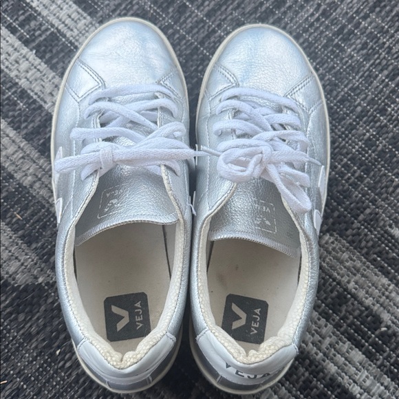 Veja Esplar Lace Up Sneaker - Silver and Iridescent- Size 37 - Picture 2 of 6